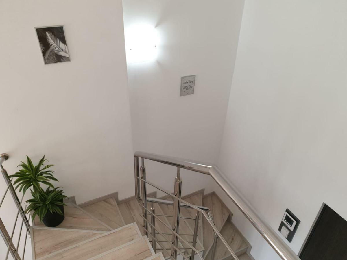 Apartmán Apartament Ana Premium Oradea Exteriér fotografie